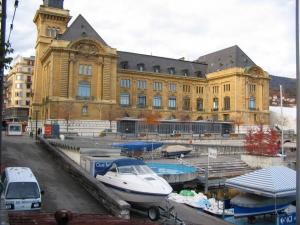 neuchatel_post_office       